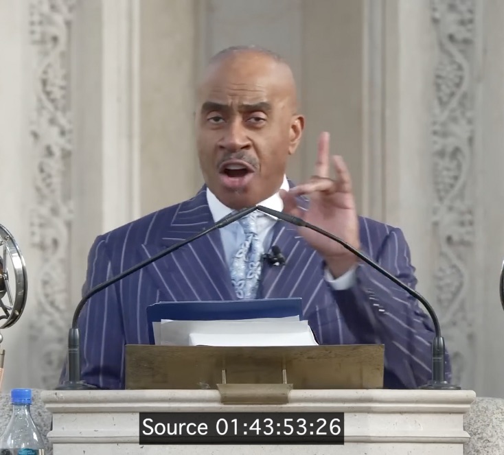 Apostle Gino Jennings showing hand sign?